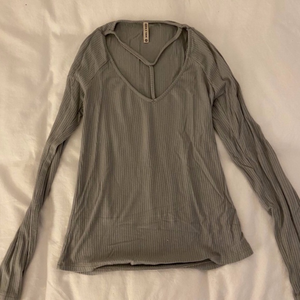 New Emma & Sam Cut Out Long Sleeve Top